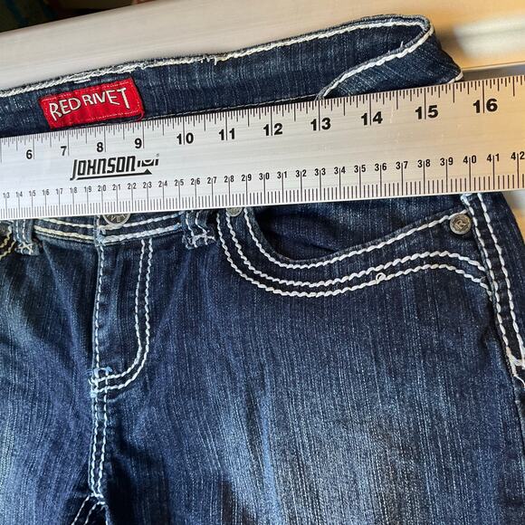 Red Rivet Women Jeans size 9 Blue Straight Leg Slim Fit Low Rise Stretch - Picture 2 of 11